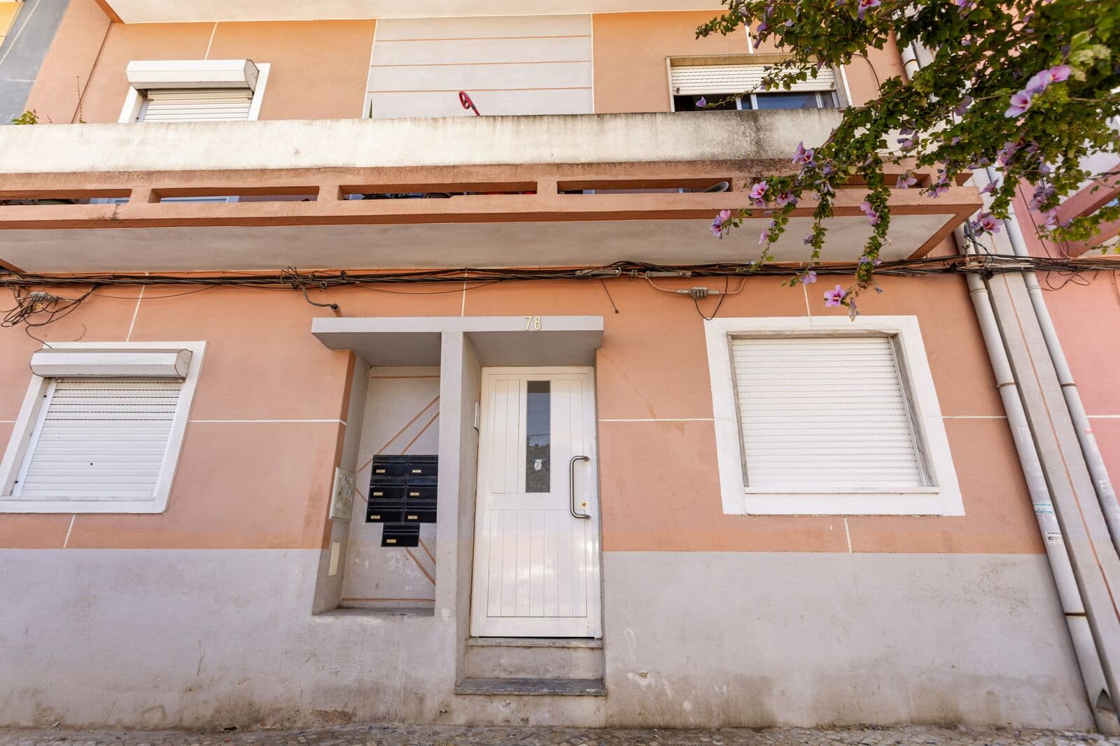 Apartamento T1 + 1, Moita - Imagem 1