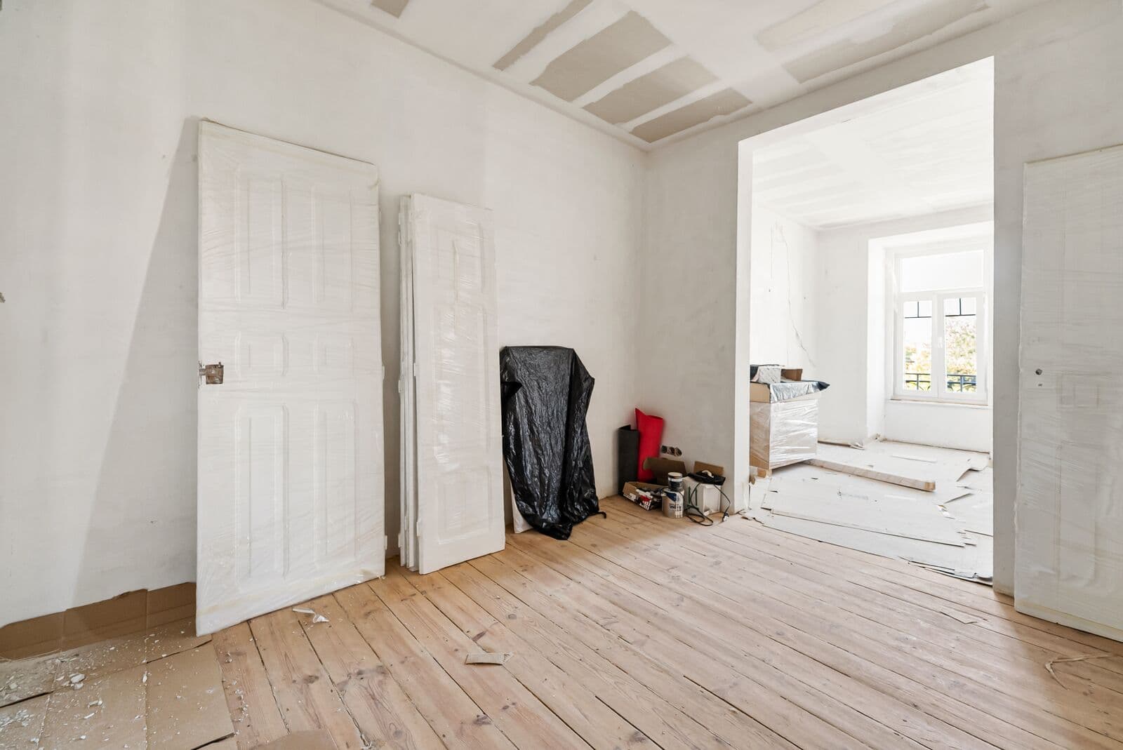 2 Bedroom Penthouse with a view, Gulbenkian, Lisboa - Image 12