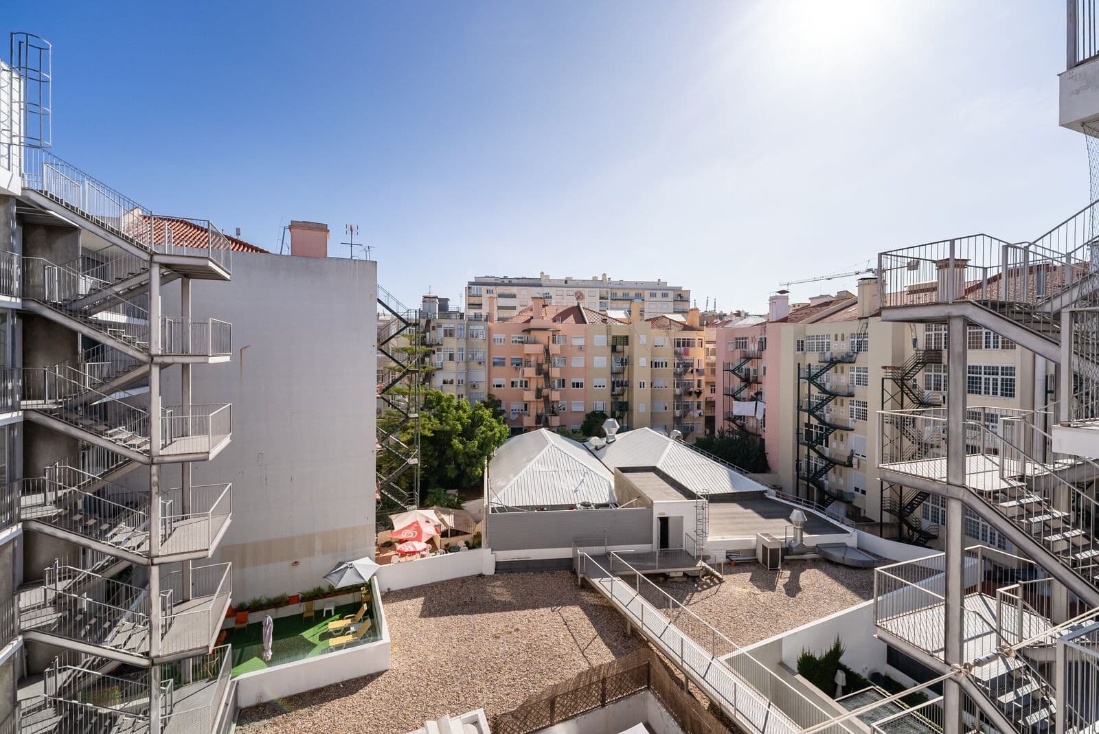 2 Bedroom Penthouse with a view, Gulbenkian, Lisboa - Image 28