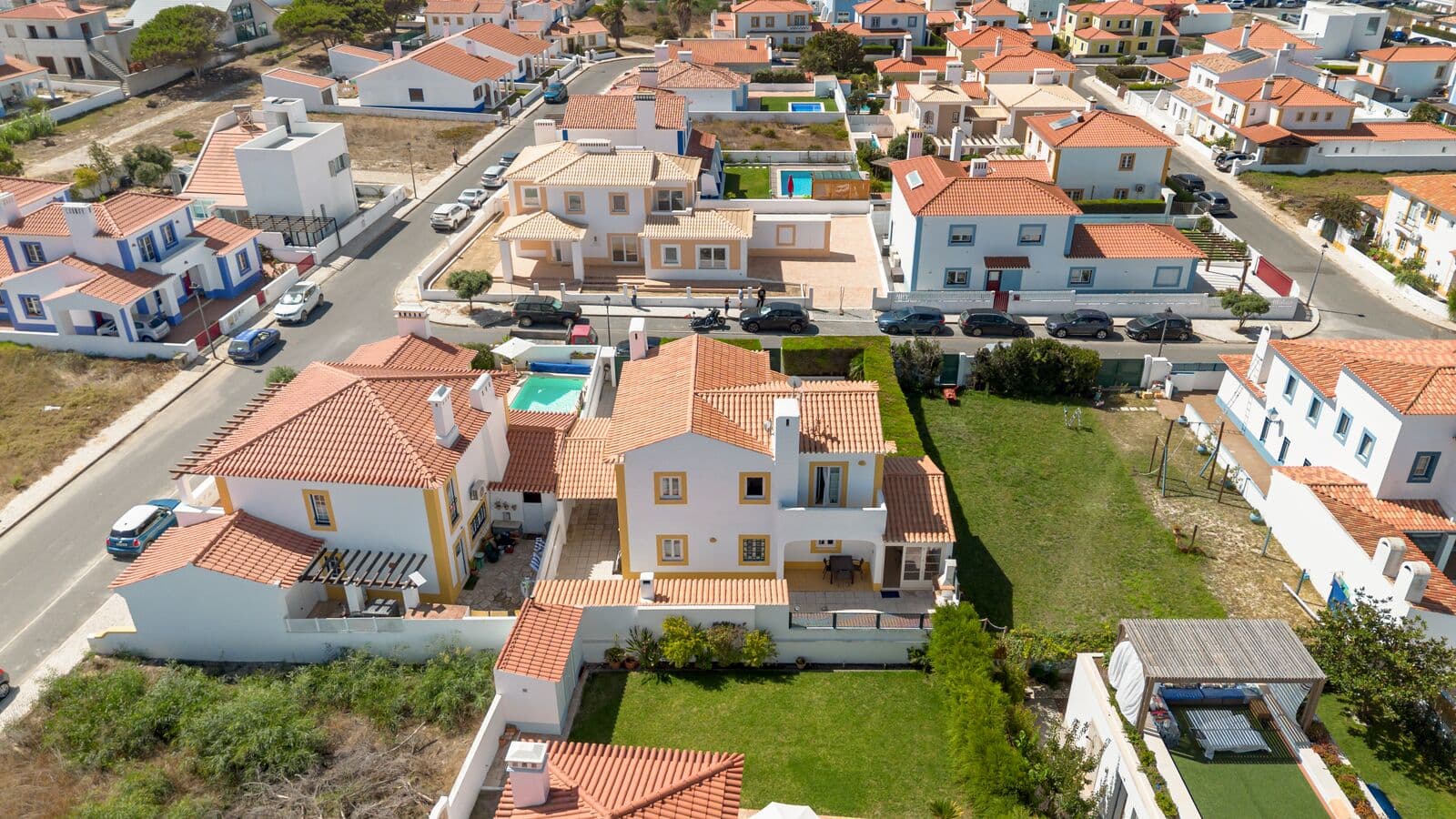 Moradia Isolada T4 com jardim, Porto Covo, Sines - Imagem 27