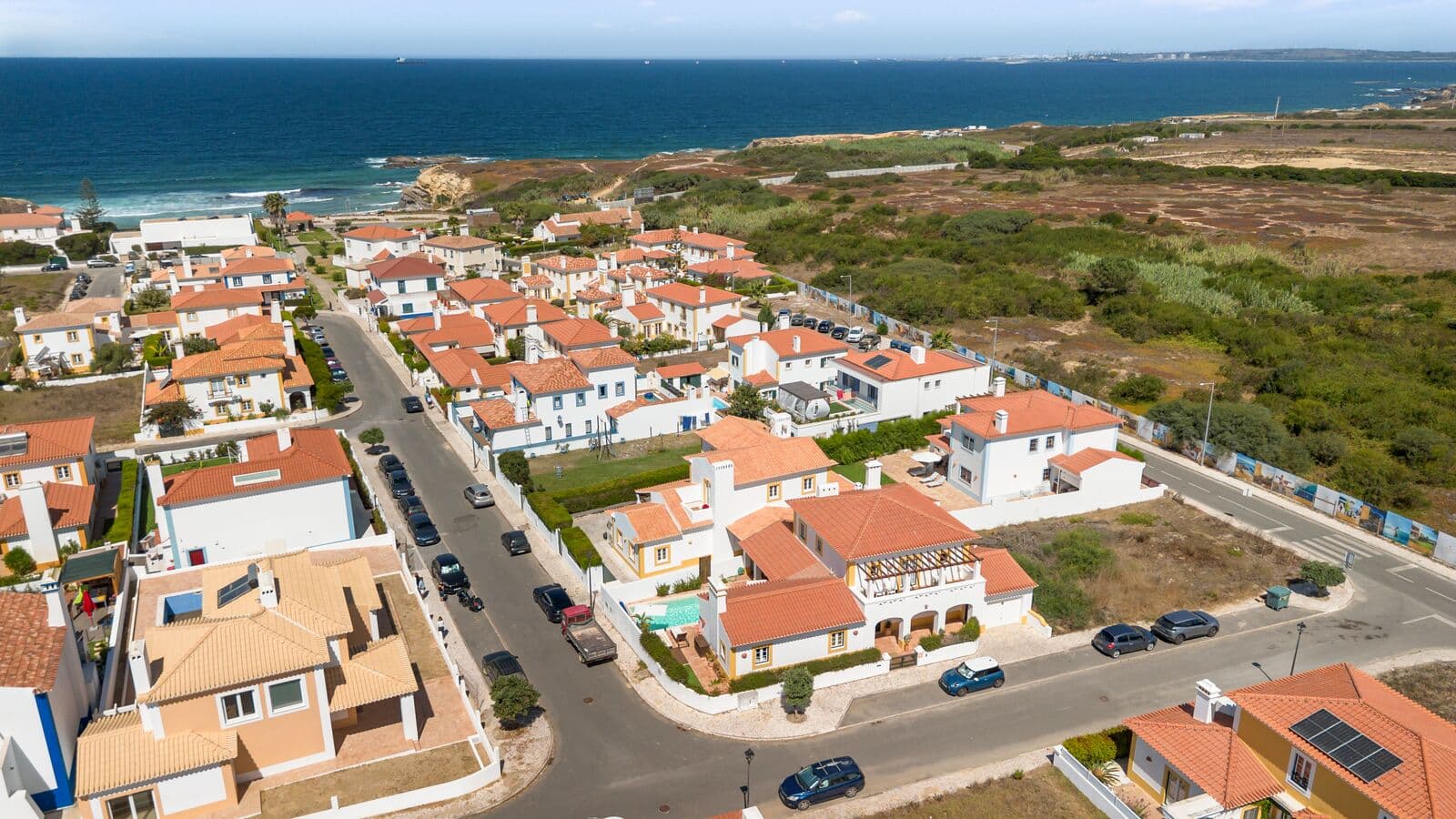 Moradia Isolada T4 com jardim, Porto Covo, Sines - Imagem 2