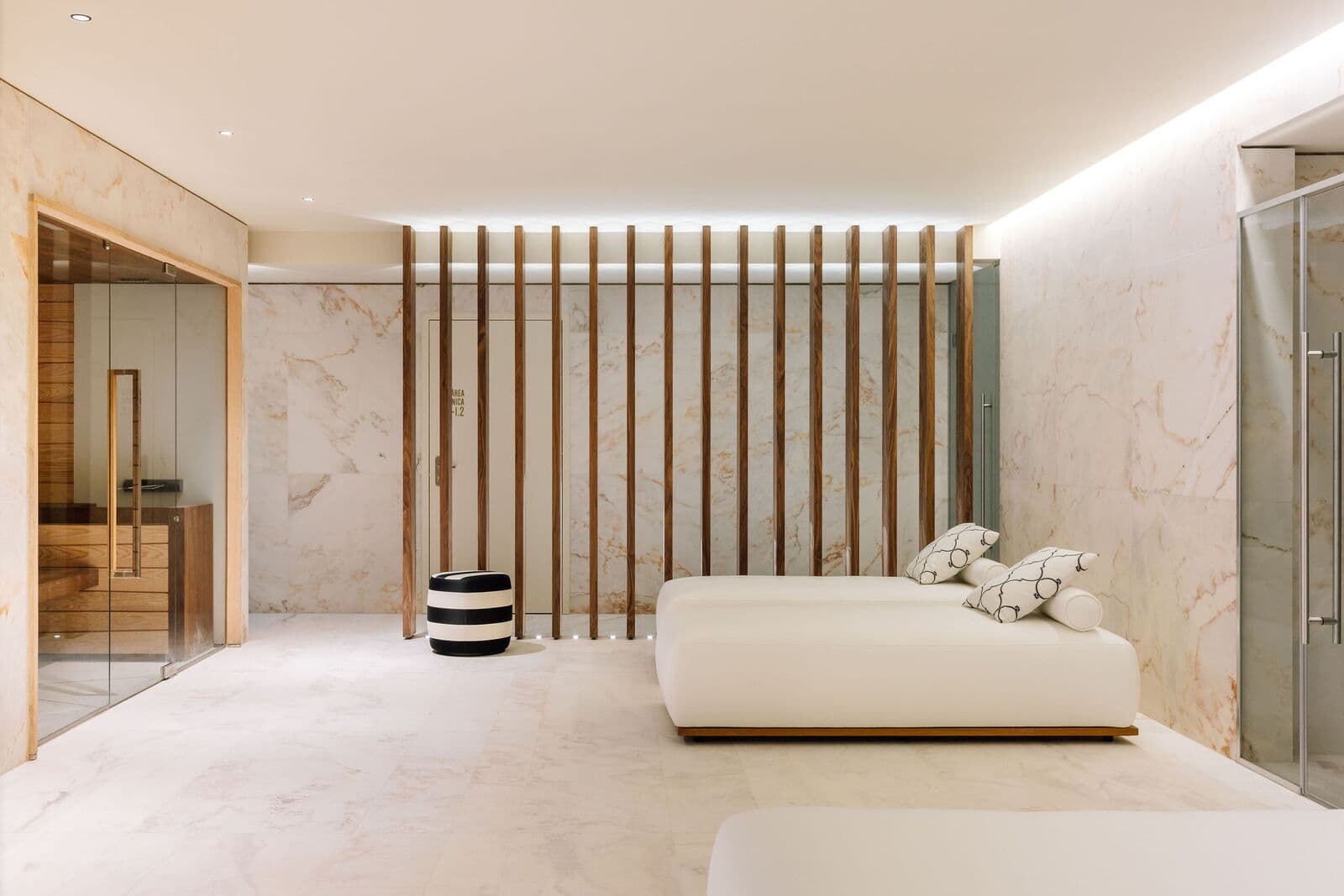 6 Bedroom Penthouse with swimming pool, Lisboa - Image 34