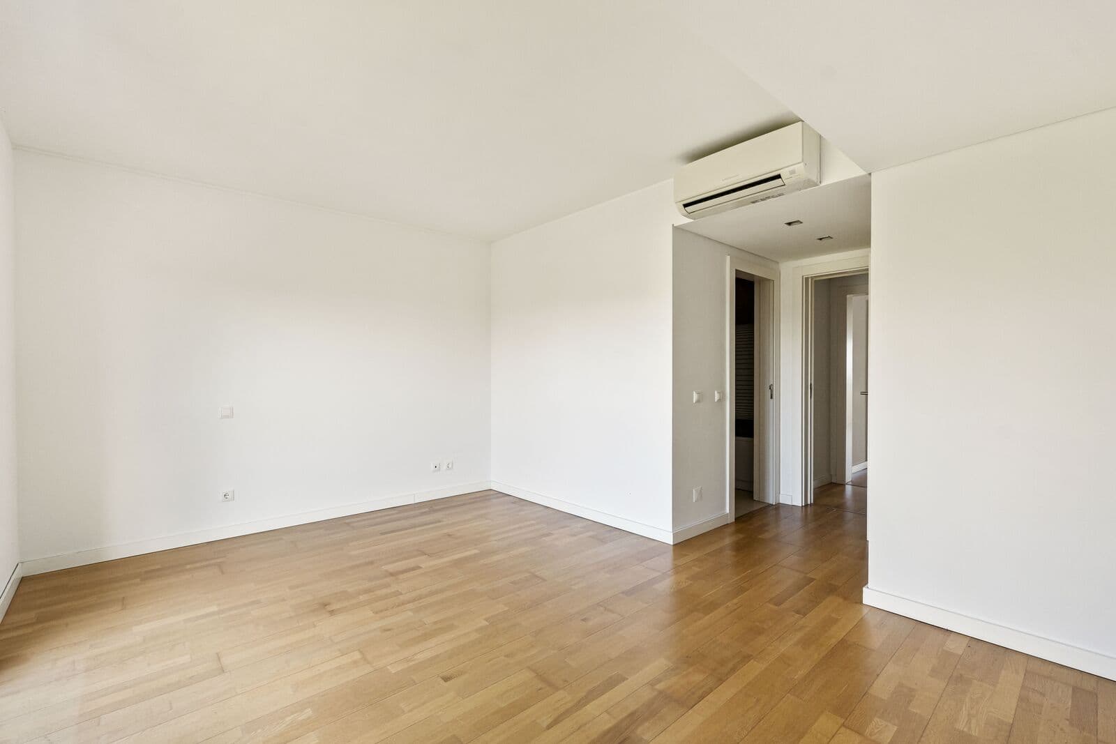 Apartamento T2 com piscina, Cascais - Imagem 16