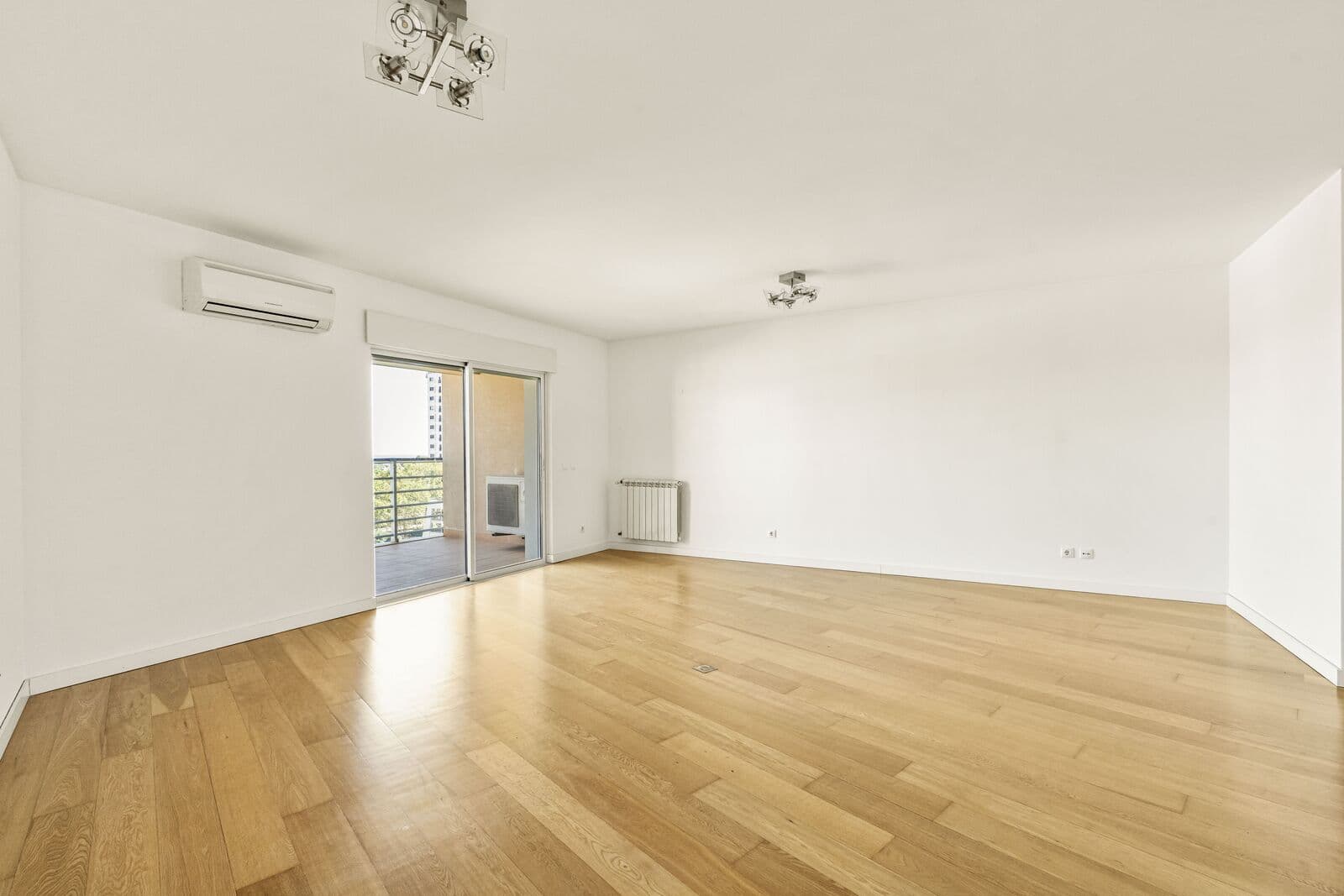 Apartamento T2 com piscina, Cascais - Imagem 17