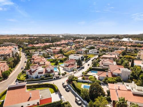 PF41418 - Moradia T4 com piscina, Quinta da Beloura, Sintra - Imagem 39