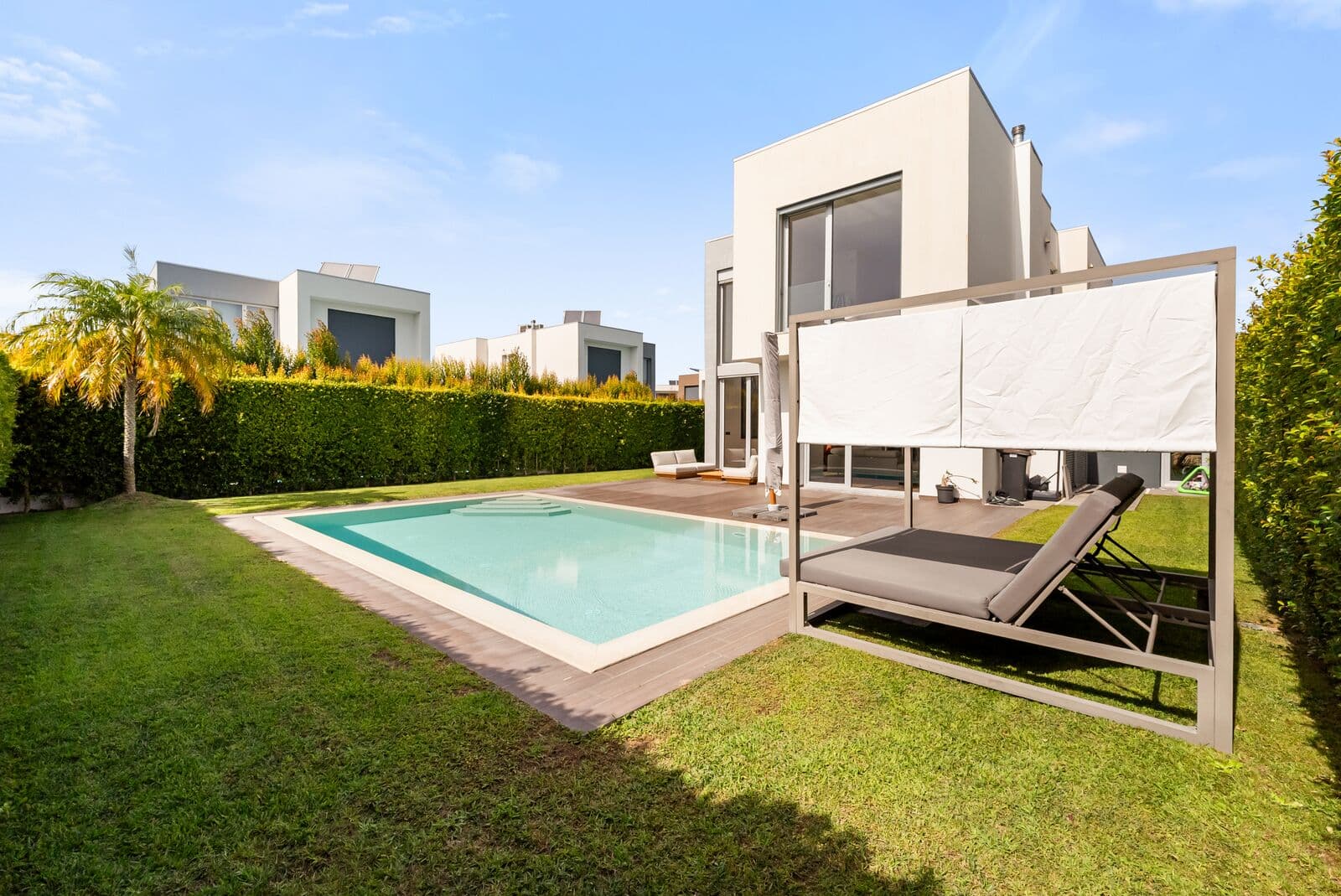 Moradia Isolada T3 + 1 com piscina, Aroeira, Almada - Imagem 25
