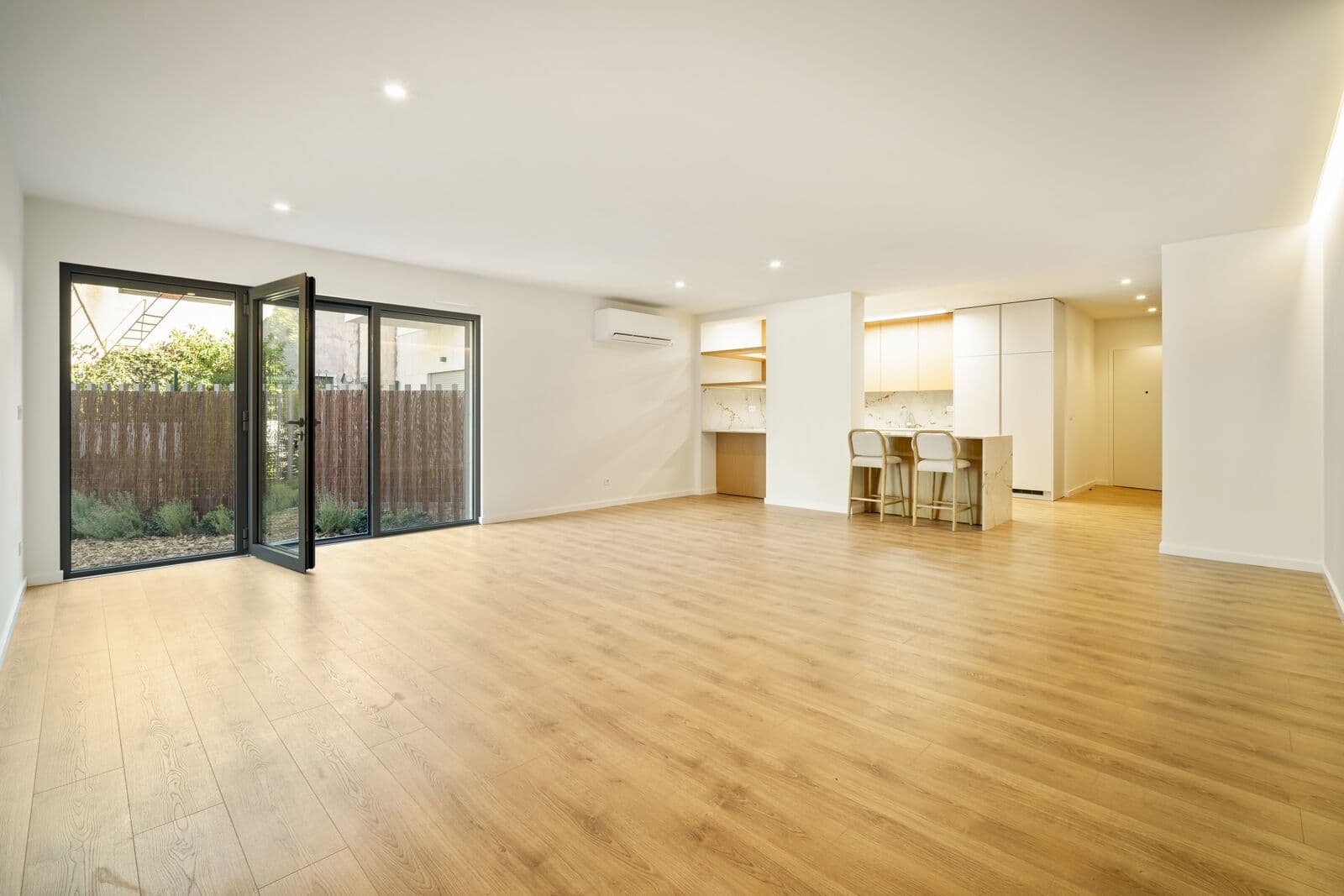 Apartamento T3 com jardim, Lumiar, Lisboa - Imagem 14