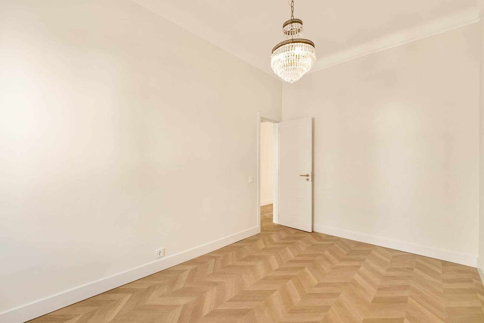 Apartamento T2 remodelado, Penha de França, Lisboa - Imagem 17