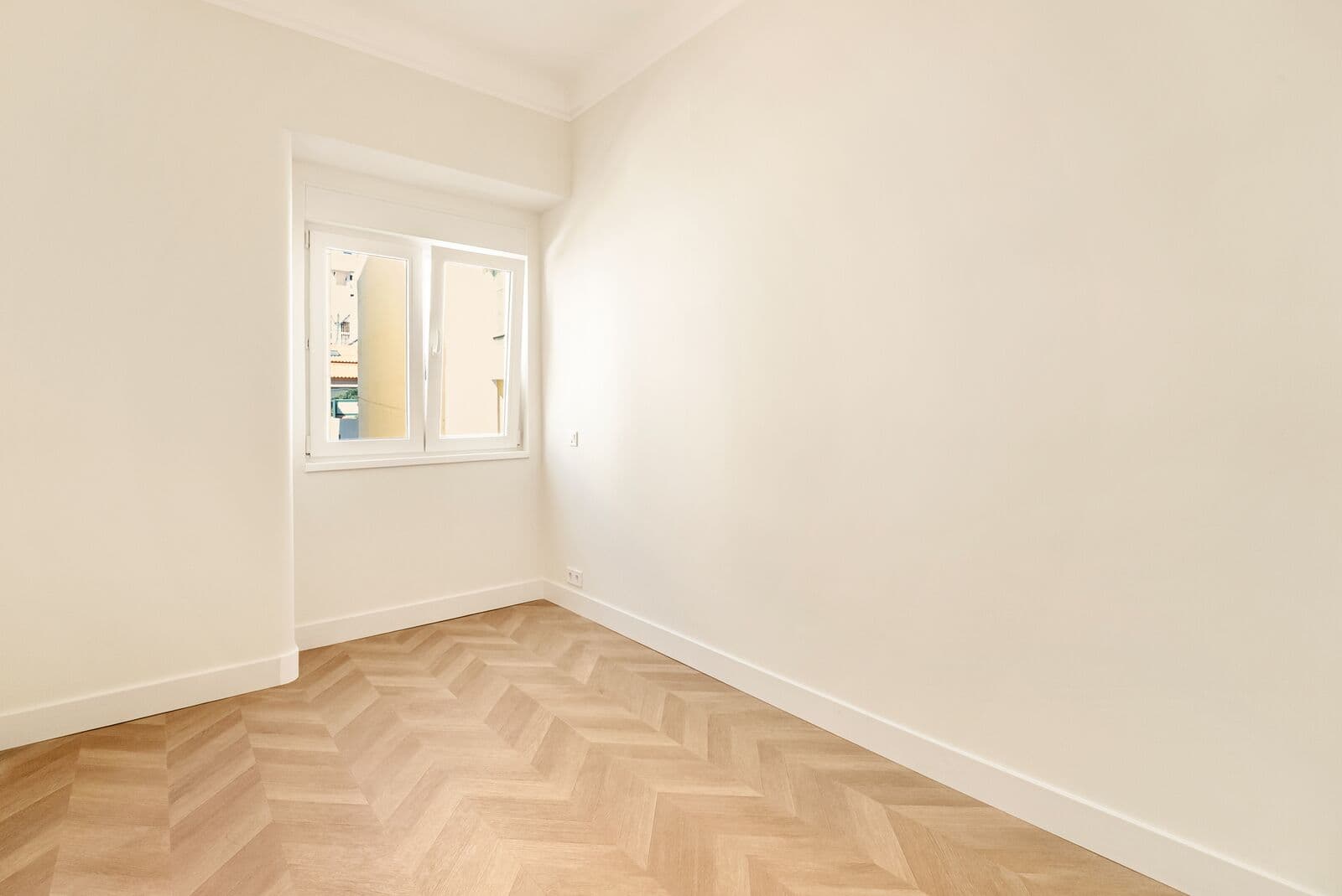 Apartamento T2 remodelado, Penha de França, Lisboa - Imagem 11