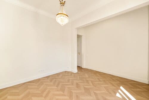 PF41585 - 2 Bedroom Apartment renovated, Penha de França, Lisboa - Image 18