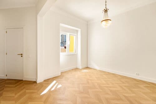 PF41585 - 2 Bedroom Apartment renovated, Penha de França, Lisboa - Image 13