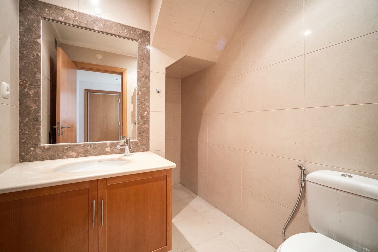 Duplex T1 + 1 com jardim, Parque das Nações, Lisboa - Imagem 21