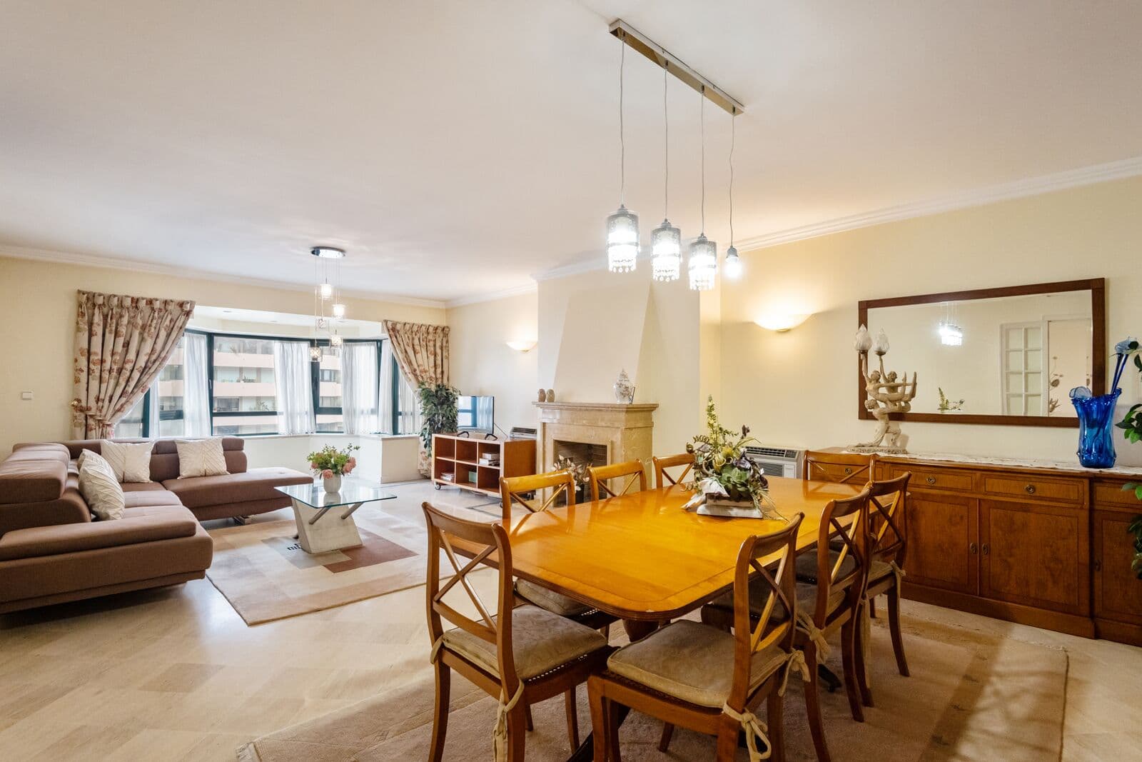4 Bedroom Apartment with a view, Laranjeiras, Lisboa - Image 5