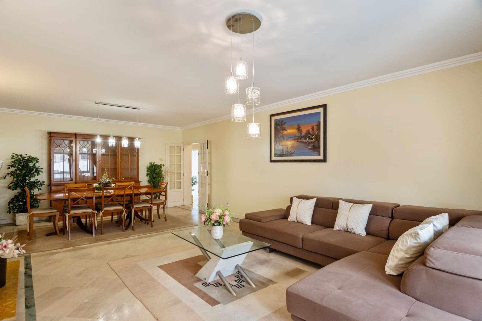 4 Bedroom Apartment with a view, Laranjeiras, Lisboa - Image 9