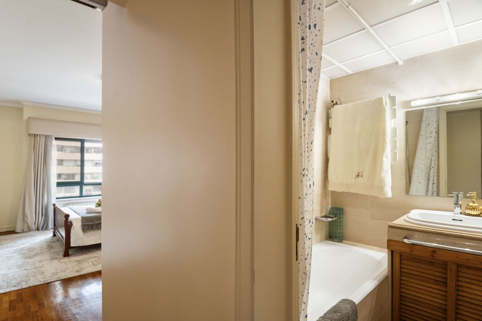 4 Bedroom Apartment with a view, Laranjeiras, Lisboa - Image 24