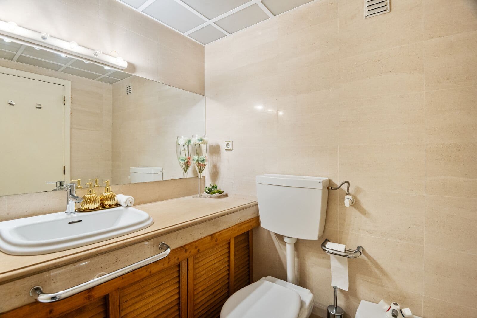4 Bedroom Apartment with a view, Laranjeiras, Lisboa - Image 35