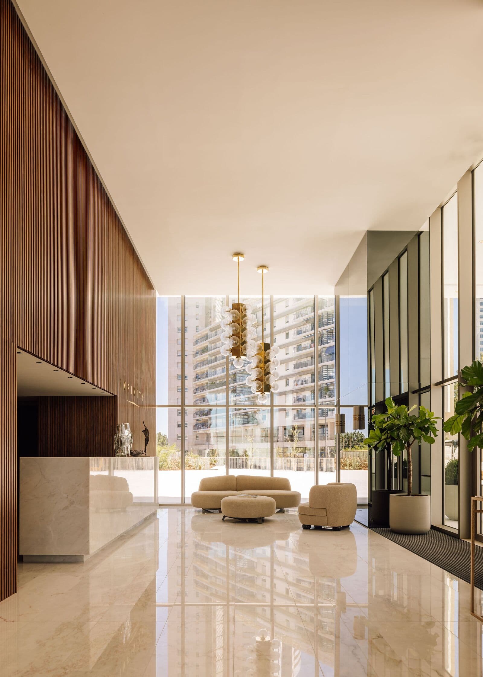 T4+1 em piso alto no Infinity, Lisboa - Imagem 40