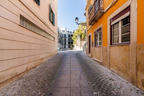 PF41688 - 2 Bedroom Apartment, Lisboa - Image 31