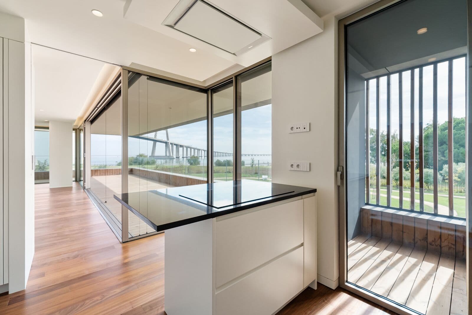 Apartamento T4 com jardim, Parque das Nações, Lisboa - Imagem 8