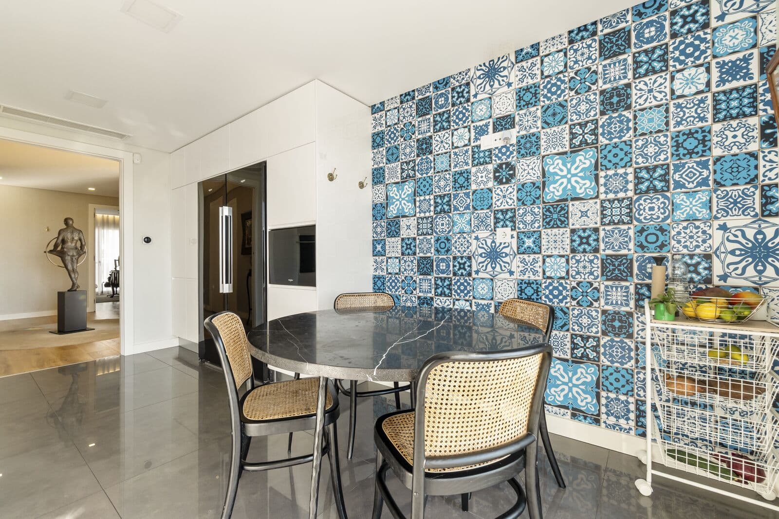 4 Bedroom Duplex with swimming pool, Porto Salvo, Oeiras - Image 23