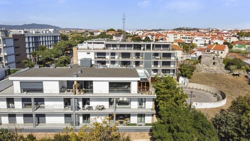 PF41915 - 4 Bedroom Duplex with swimming pool, Porto Salvo, Oeiras - Image 41