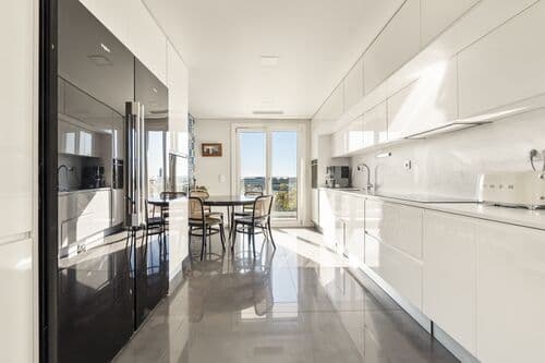 PF41915 - 4 Bedroom Duplex with swimming pool, Porto Salvo, Oeiras - Image 21