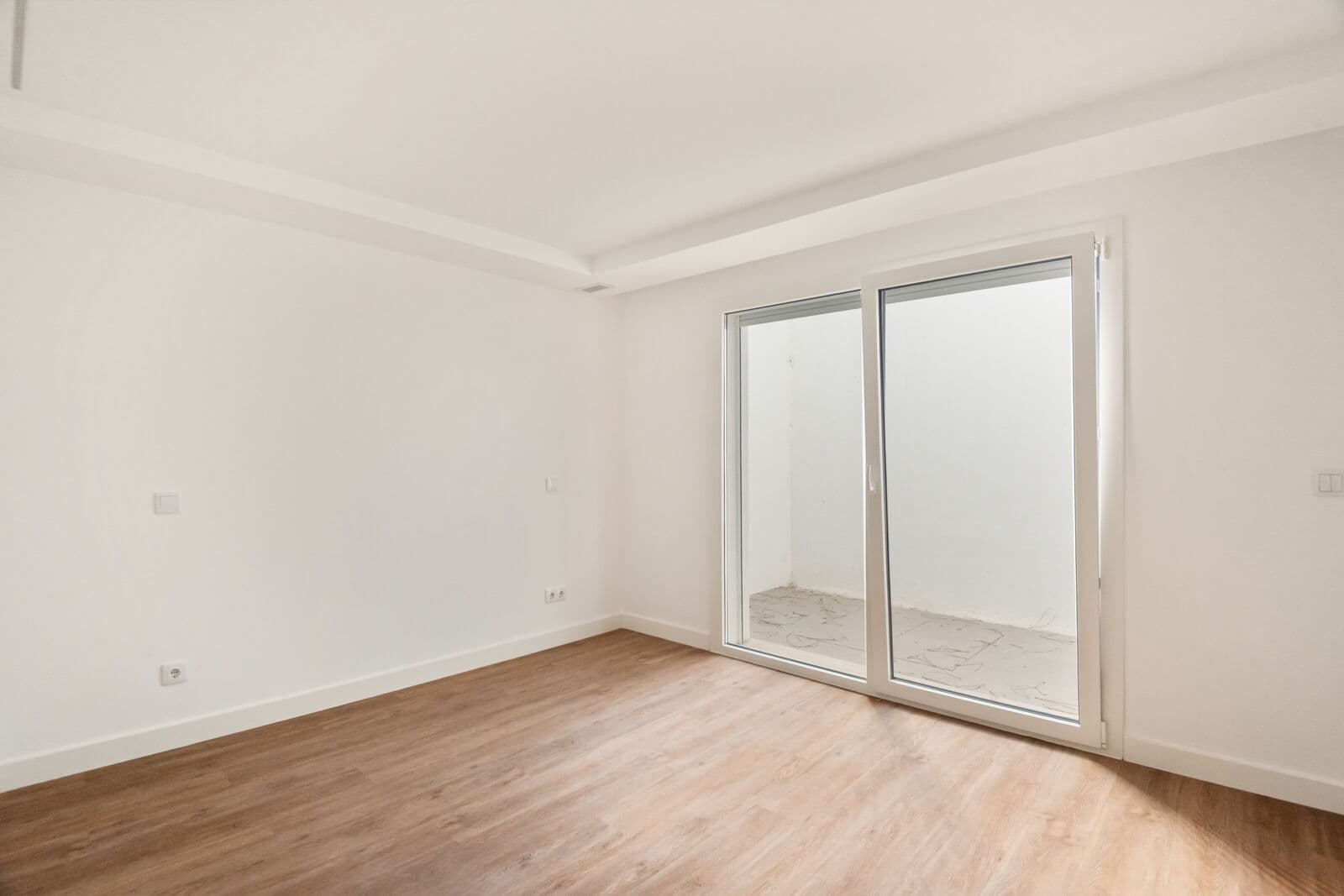 Moradia Isolada T5 com piscina, Aroeira, Almada - Imagem 50