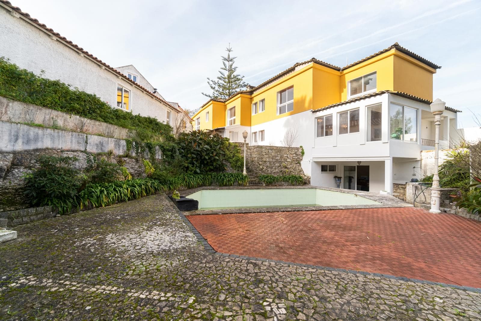 Moradia T6 + 1 com piscina, Alto da Barra, Oeiras - Imagem 2