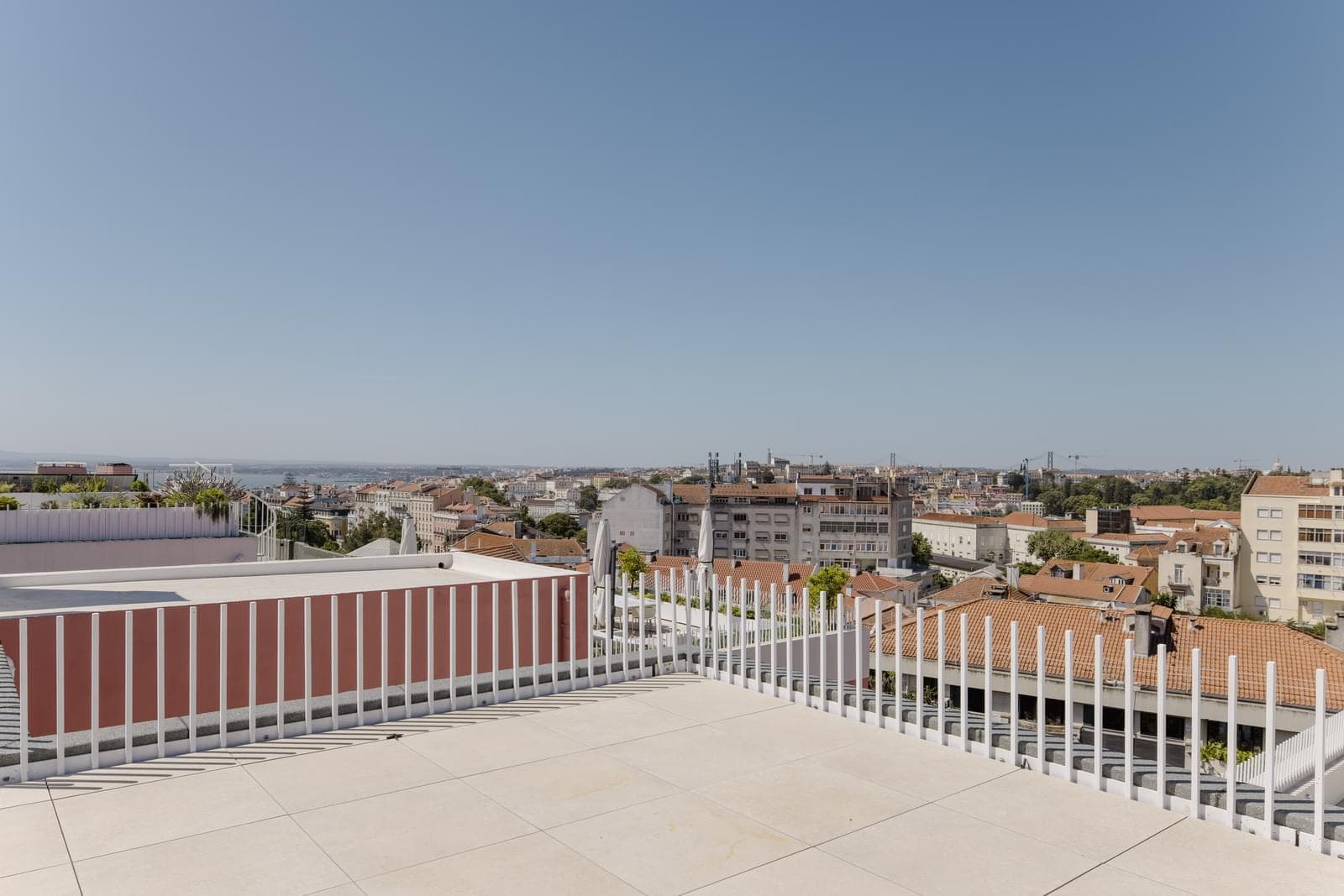 Penthouse T5 com vista, Campo Mártires da Pátria, Lisboa - Imagem 47