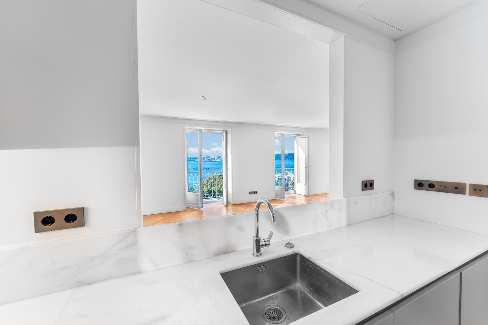 3 Bedroom Apartment with a view, Chiado, Lisboa - Image 11