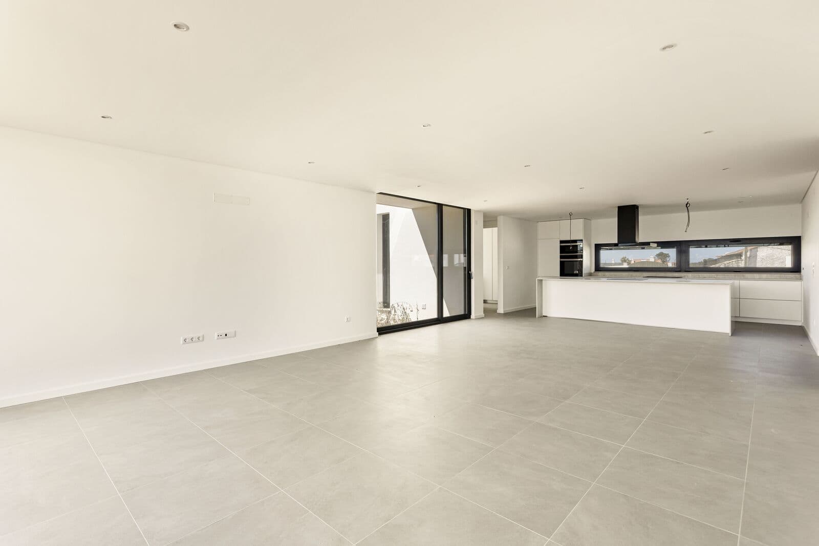 Moradia Geminada T4 com piscina, Fontanelas, Sintra - Imagem 28