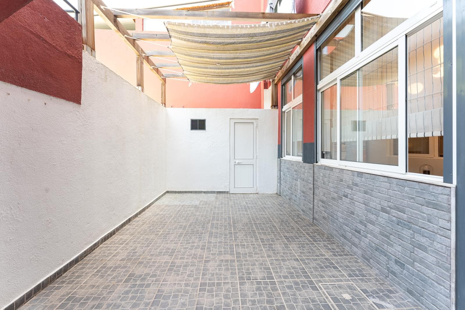 Apartamento T0 + 1 com terraço, Gulbenkian, Lisboa - Imagem 12