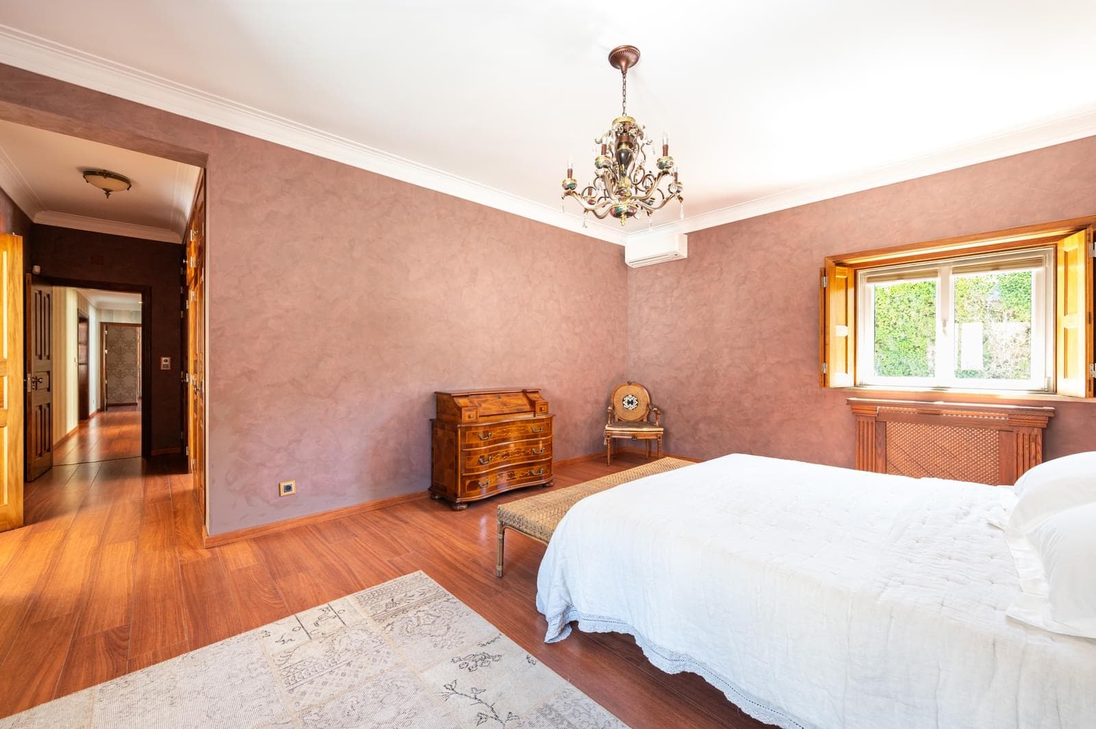 Moradia T5 + 5 com piscina, Aroeira, Almada - Imagem 19