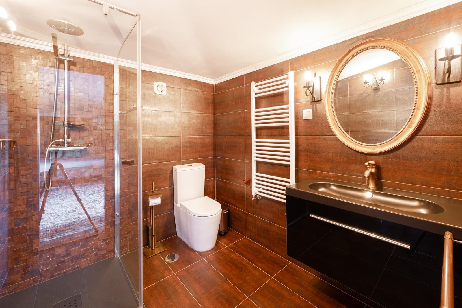 Moradia T5 + 5 com piscina, Aroeira, Almada - Imagem 28