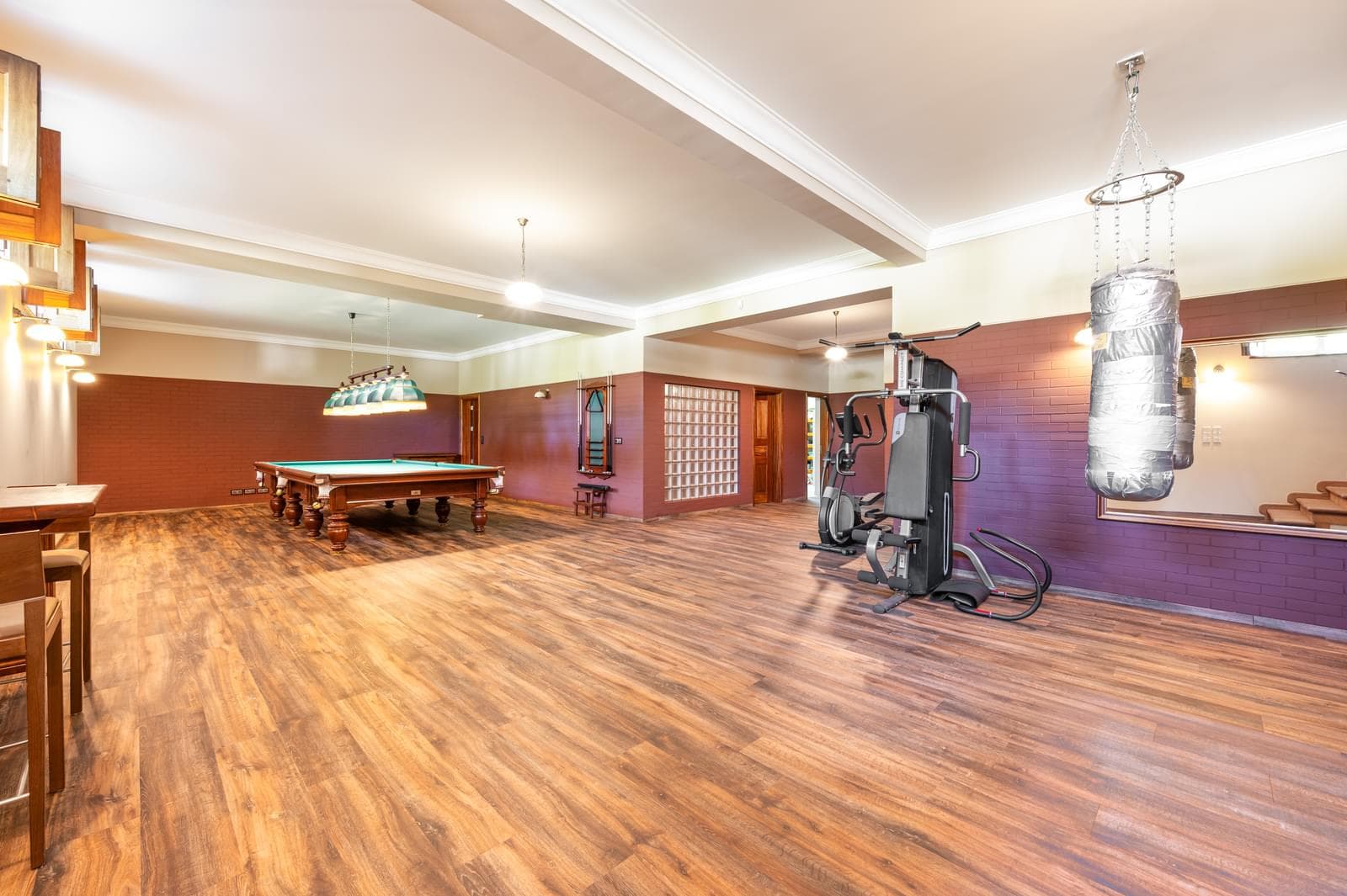 Moradia T5 + 5 com piscina, Aroeira, Almada - Imagem 35