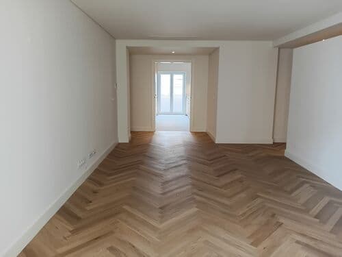 PF38050 - 3 Bedroom Apartment with a view, Avenidas Novas, Lisboa - Image 11
