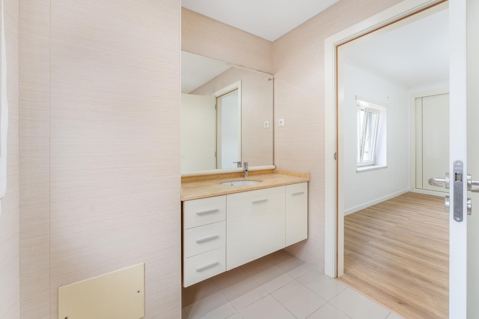 Apartamento T3 com estacionamento, Praça de Espanha, Lisboa - Imagem 18
