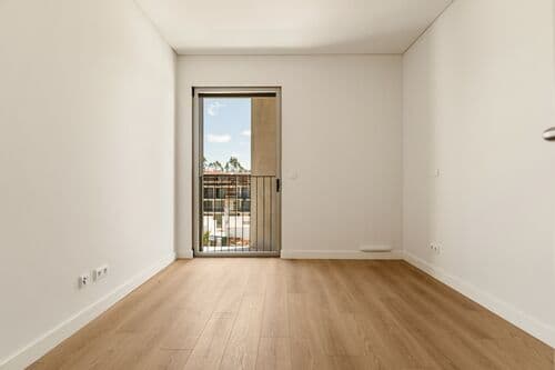 PF39270 - Penthouse T4 com jardim, Belas Clube de Campo, Sintra - Imagem 21