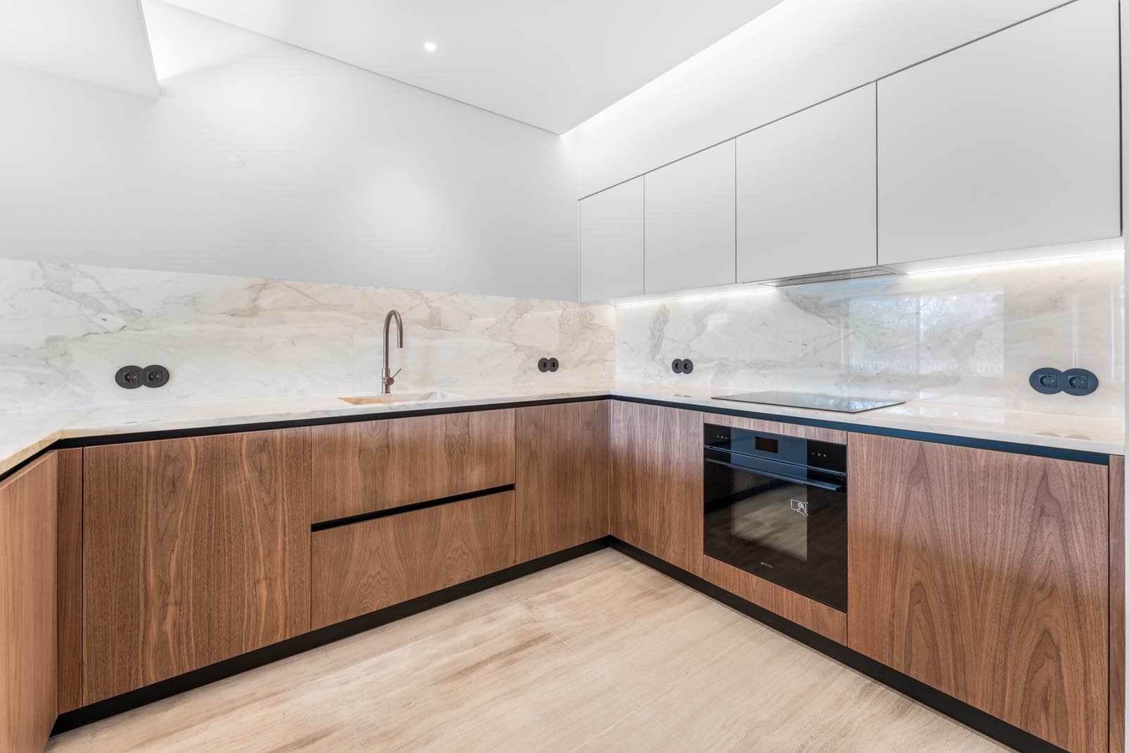 3 Bedroom Apartment with a view, Amoreiras, Lisboa - Image 10