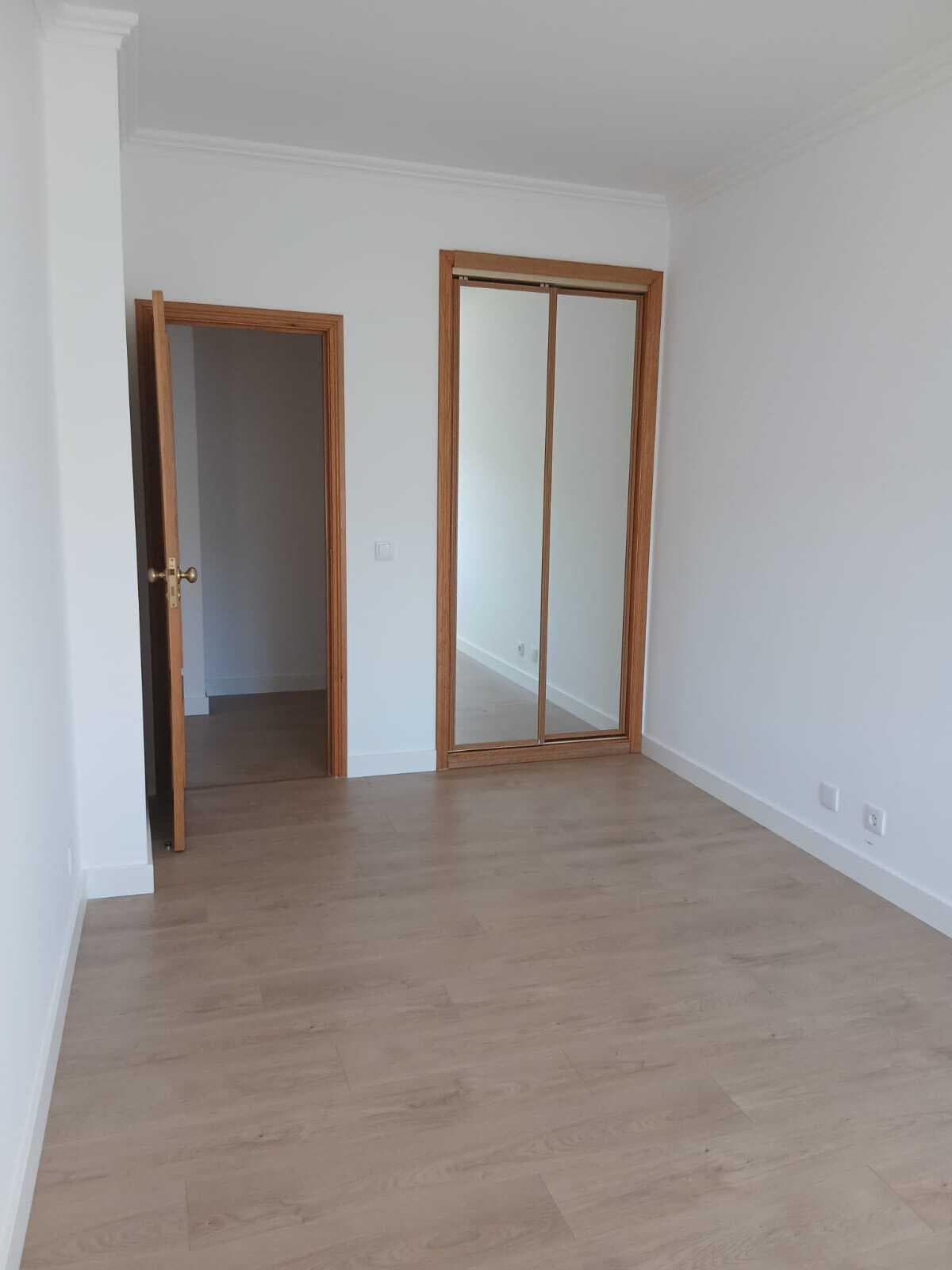 Apartamento T3 com estacionamento, Alapraia, Cascais - Imagem 12