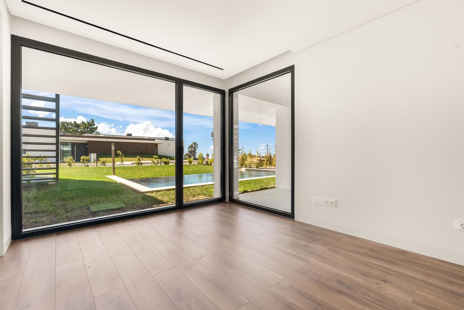 Moradia T4 com piscina, Sintra - Imagem 15