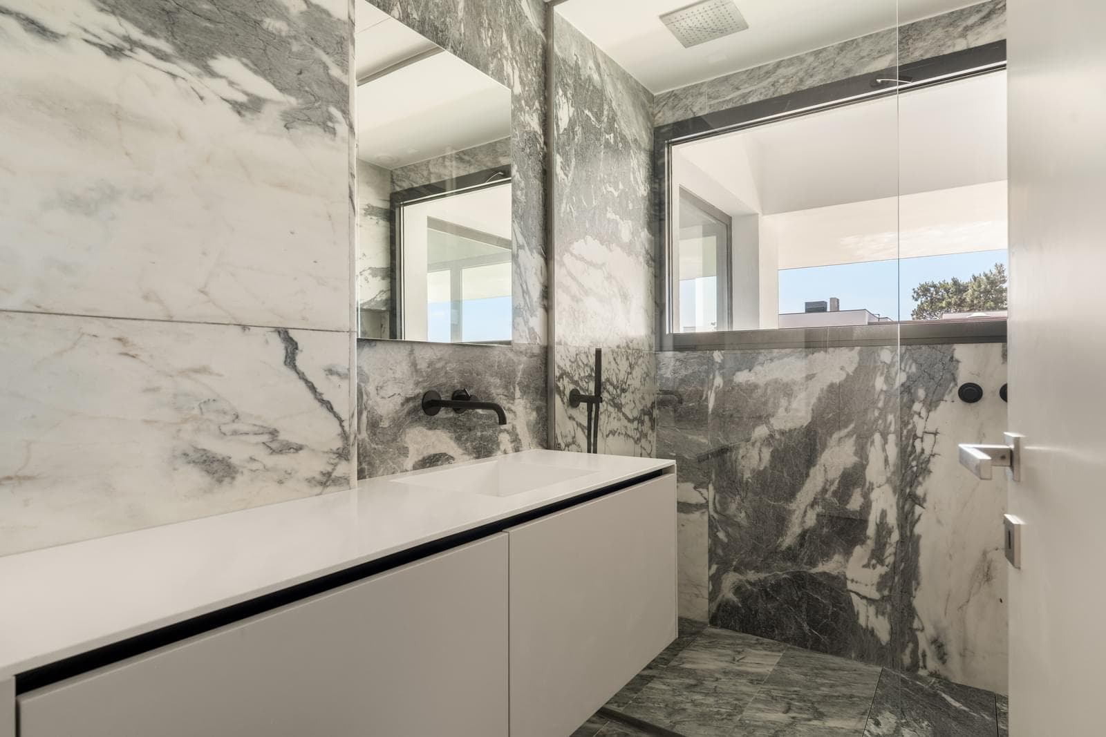 Moradia T4 com piscina, Sintra - Imagem 17