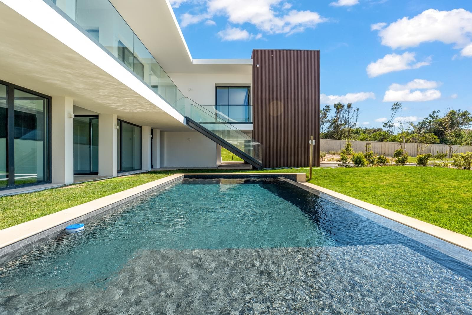 Moradia T4 com piscina, Sintra - Imagem 2