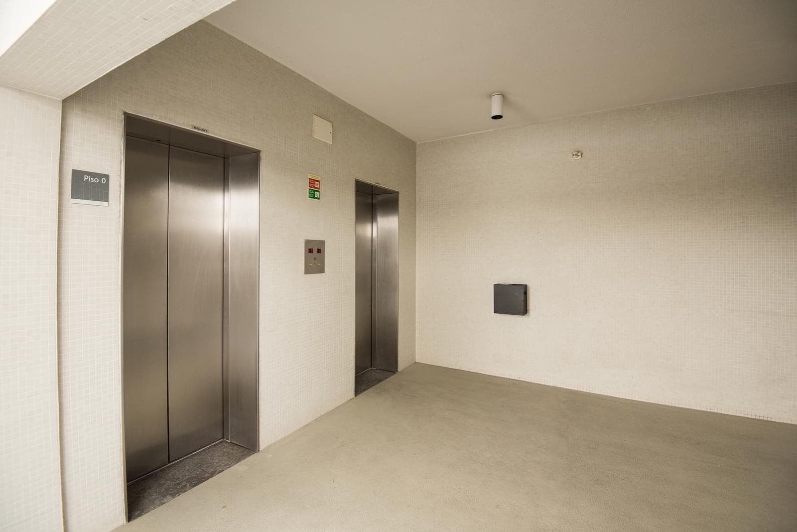 Apartamento T4 com jardim, Algés, Oeiras - Imagem 40