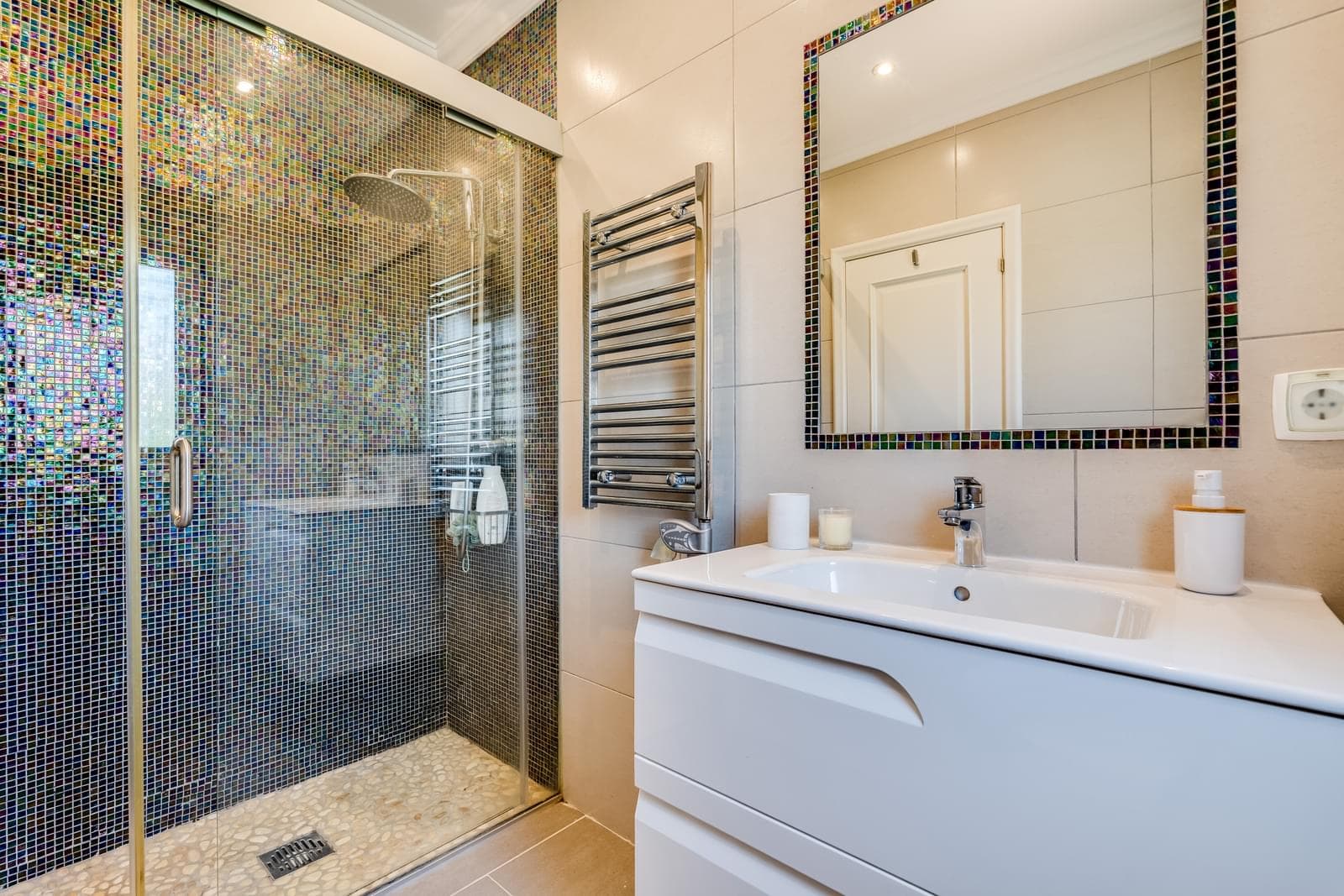 Moradia Isolada T4 com piscina, Ferragudo, Lagoa - Imagem 10