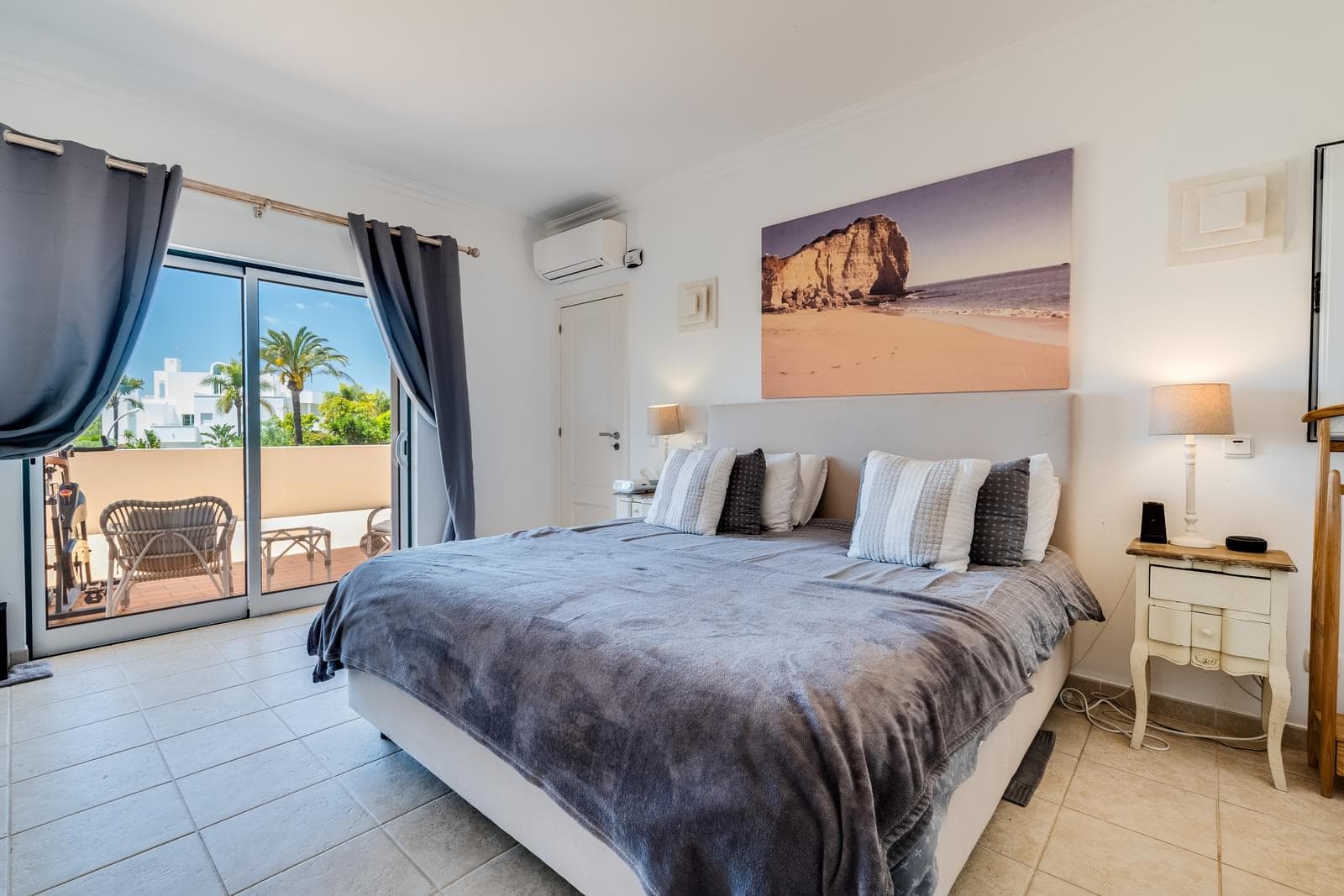 Moradia Isolada T4 com piscina, Ferragudo, Lagoa - Imagem 12