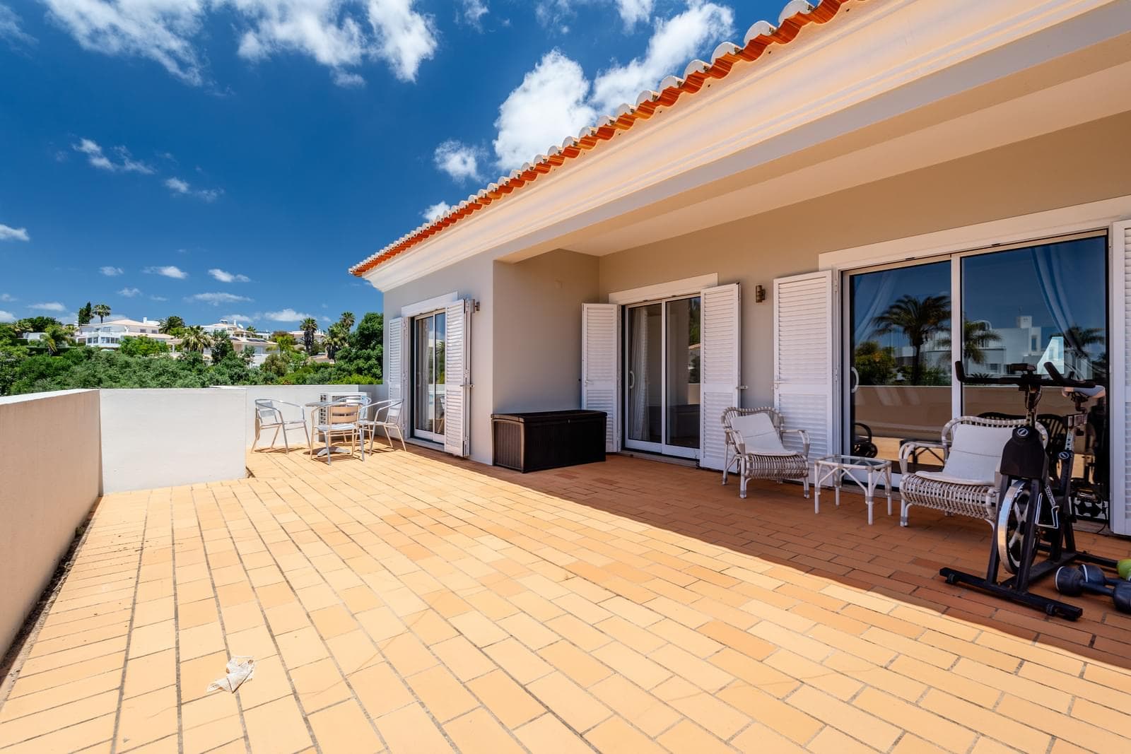 Moradia Isolada T4 com piscina, Ferragudo, Lagoa - Imagem 5