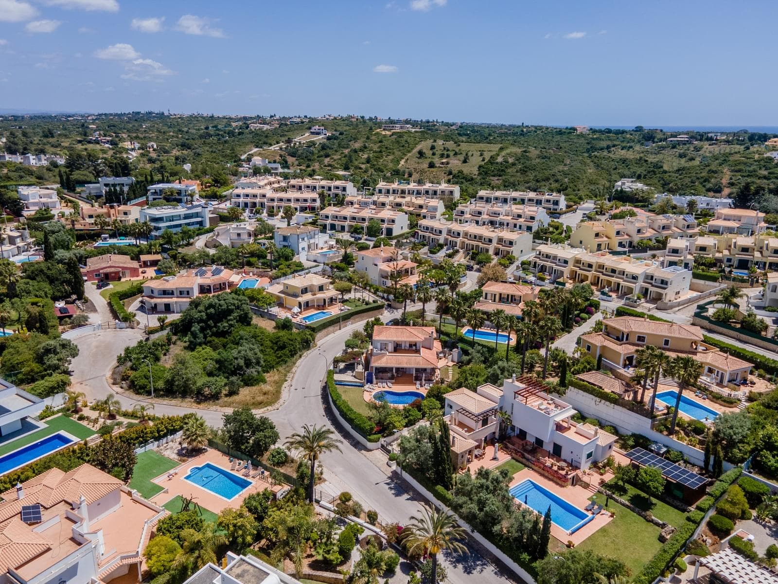 Moradia Isolada T4 com piscina, Ferragudo, Lagoa - Imagem 29