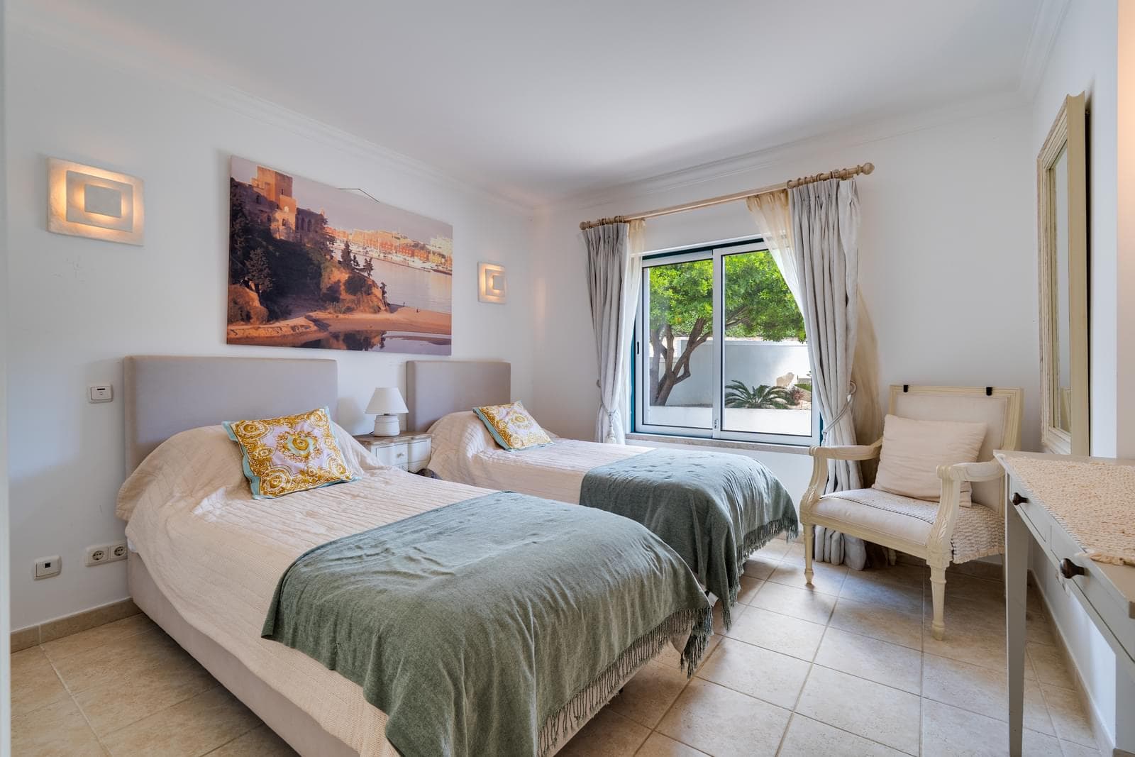 Moradia Isolada T4 com piscina, Ferragudo, Lagoa - Imagem 17