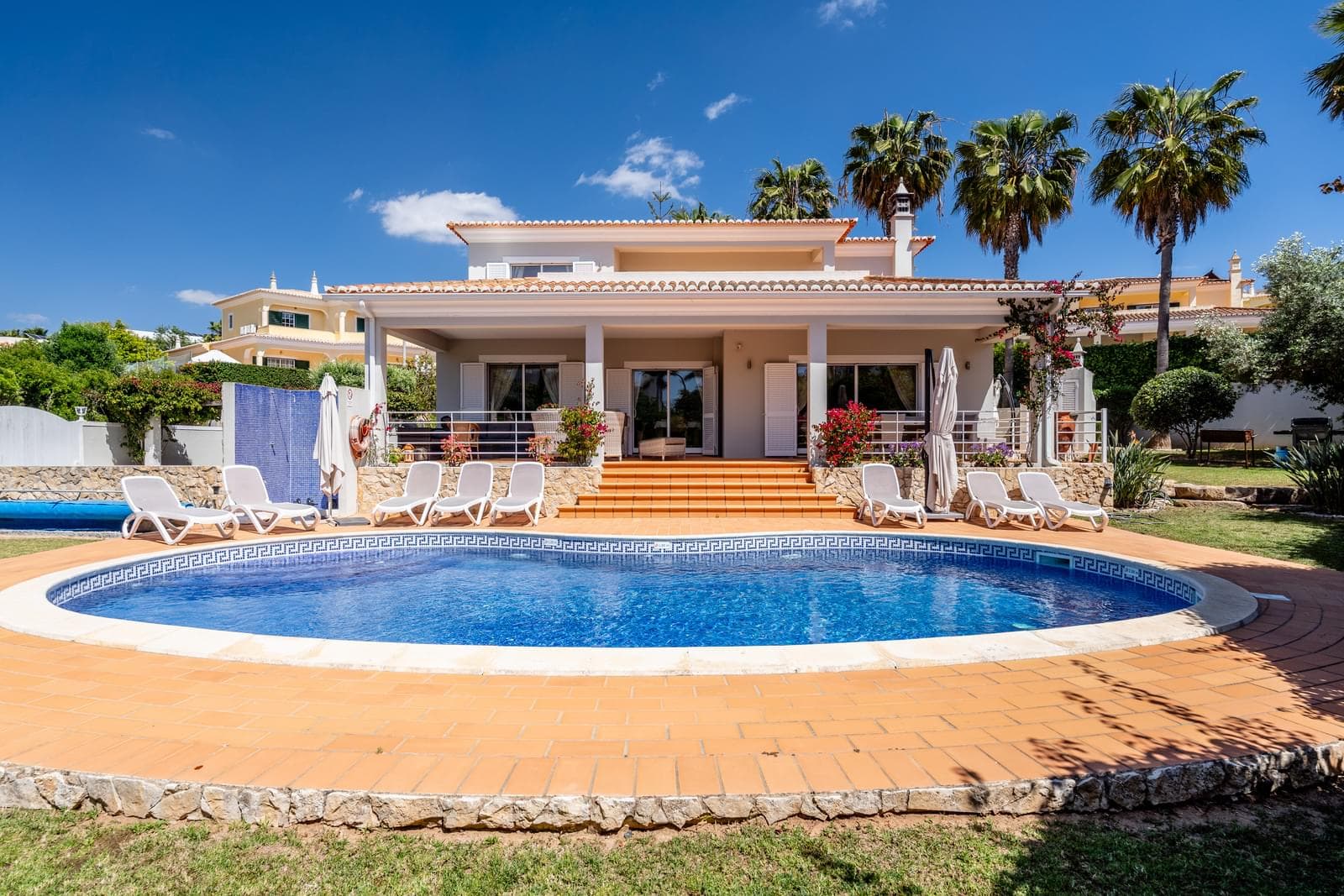 Moradia Isolada T4 com piscina, Ferragudo, Lagoa - Imagem 1